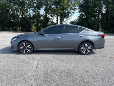2022 Nissan Altima SV FWD