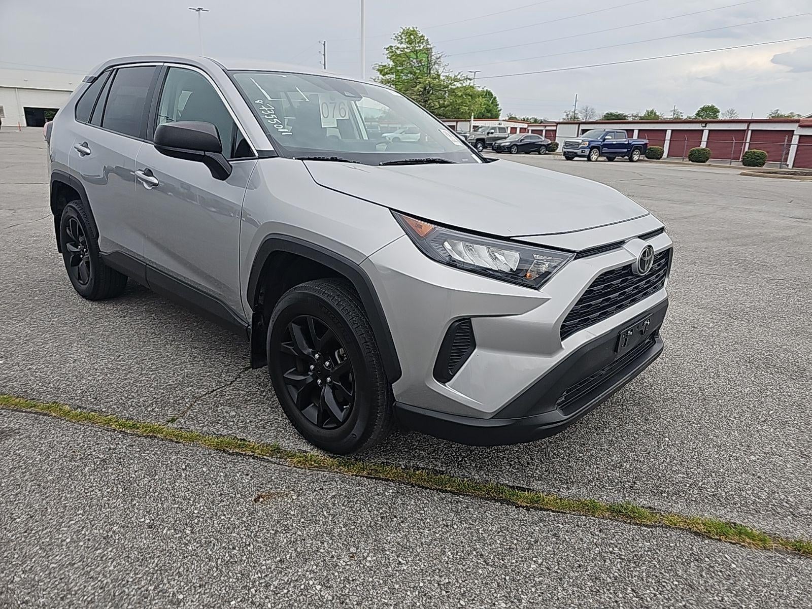 2022 Toyota RAV4 LE
