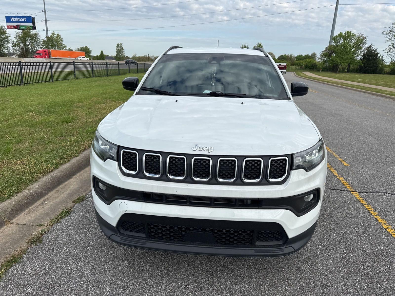 2023 Jeep Compass Latitude Lux FWD