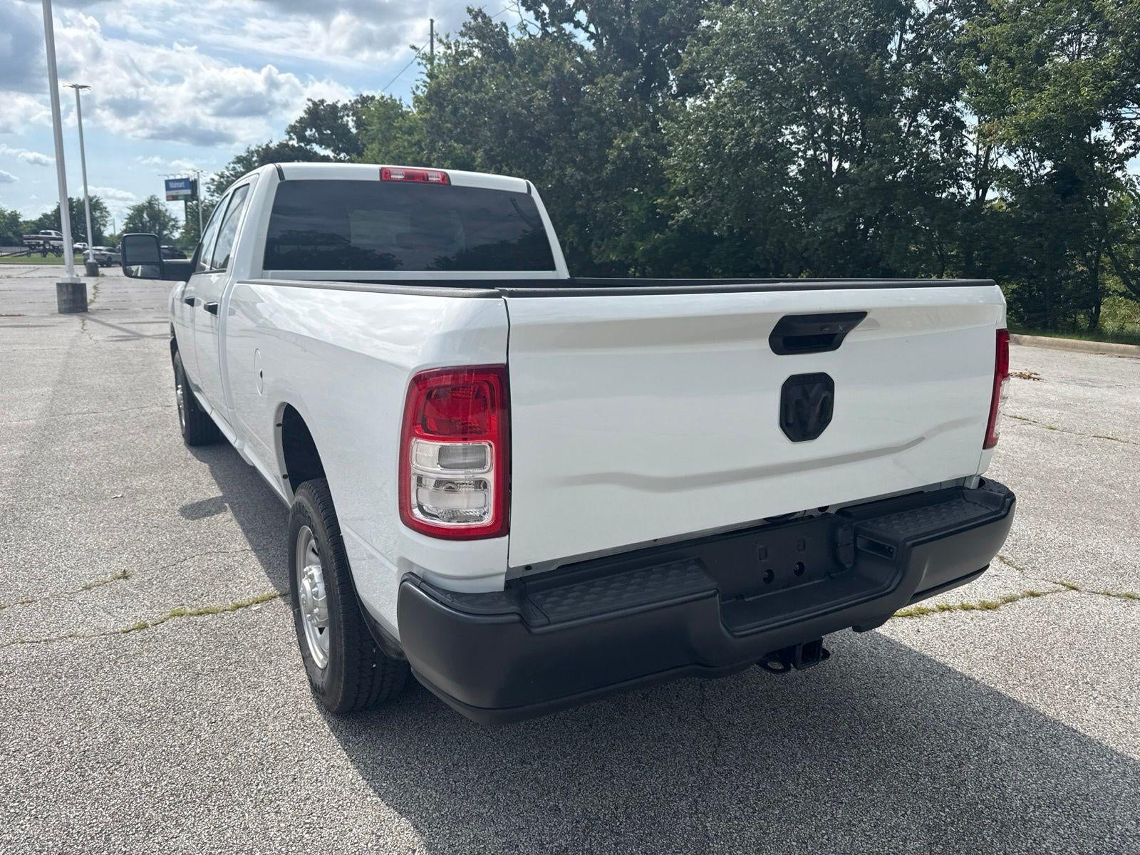 2024 RAM 2500 Tradesman Crew Cab 4x2 8' Box