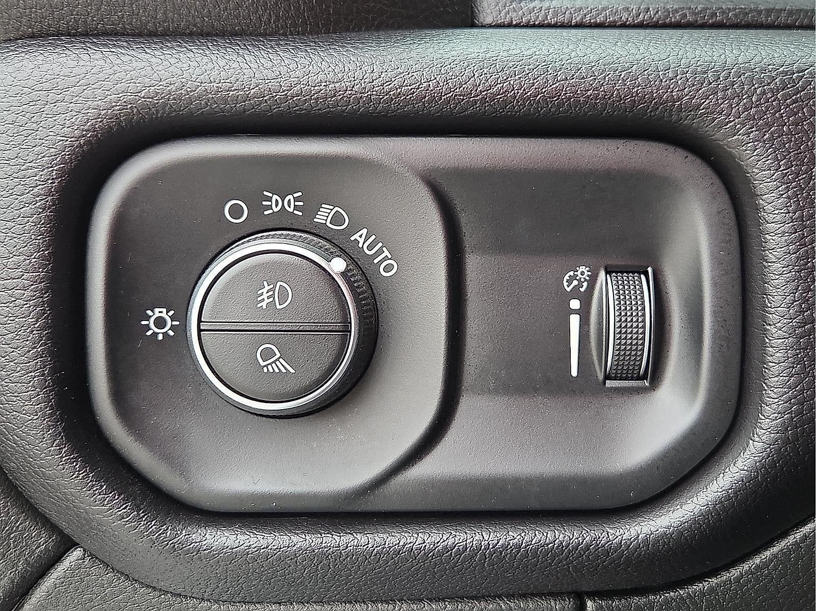 2022 RAM 2500 Big Horn Crew Cab 4x4 6'4" Box