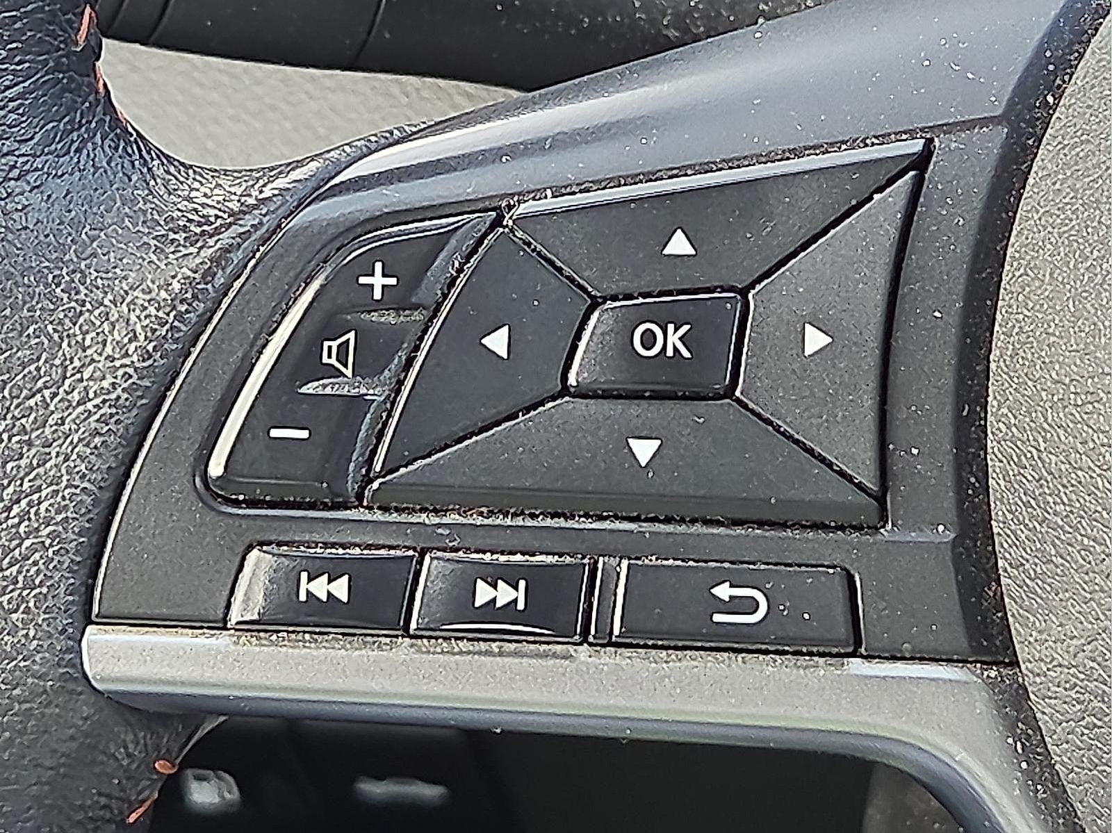 2020 Nissan Kicks SR Xtronic CVT