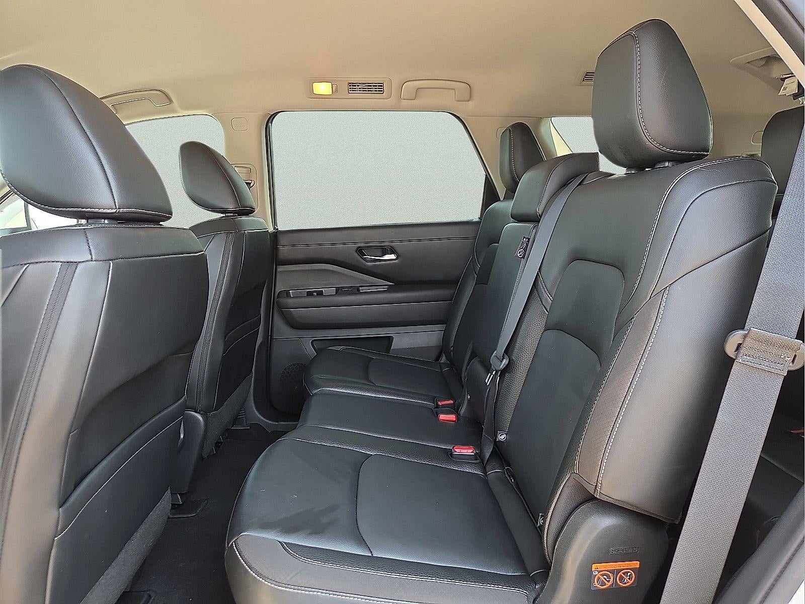 2024 Nissan Pathfinder SL 4WD