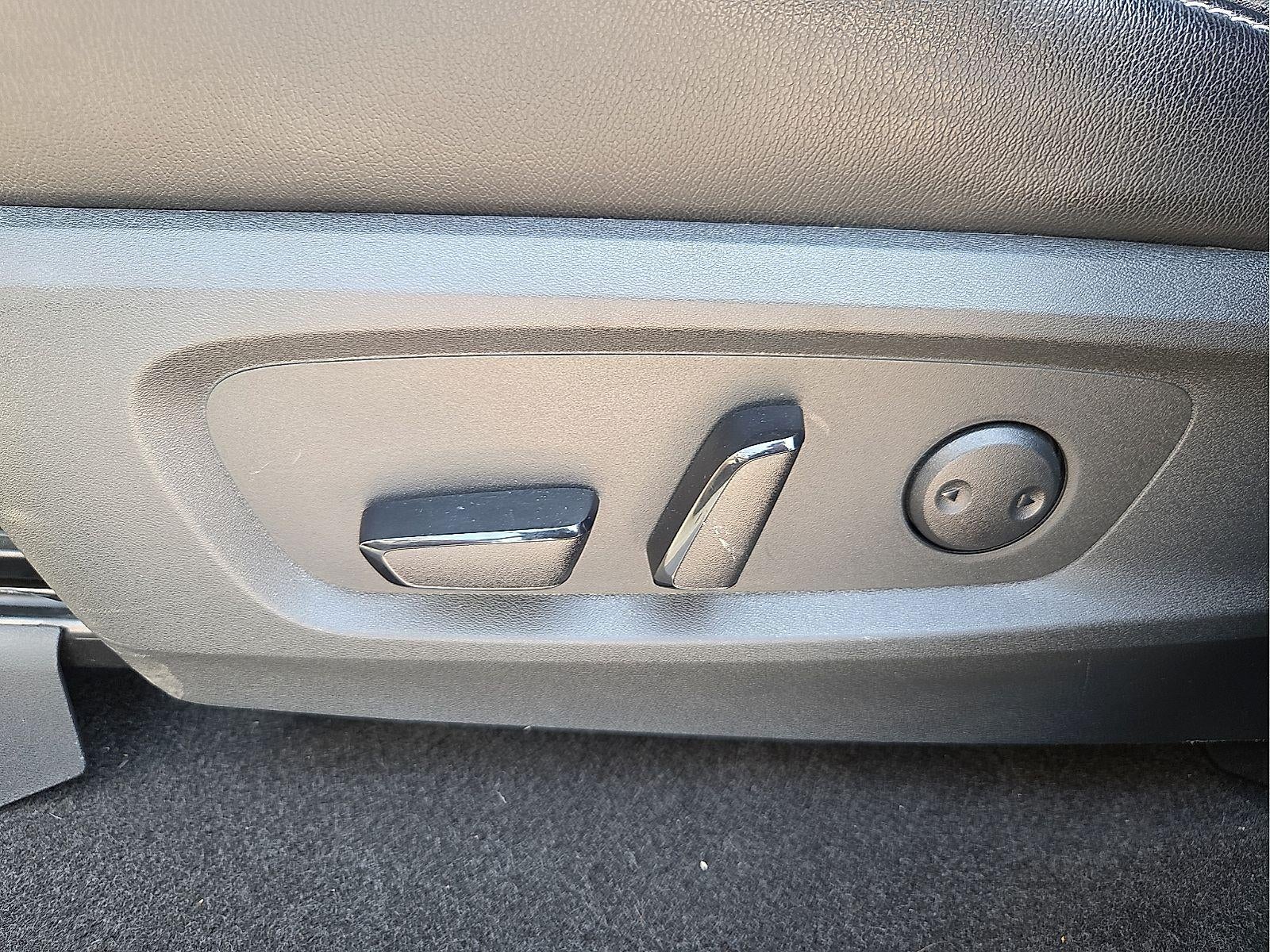 2024 Nissan Pathfinder SL 4WD