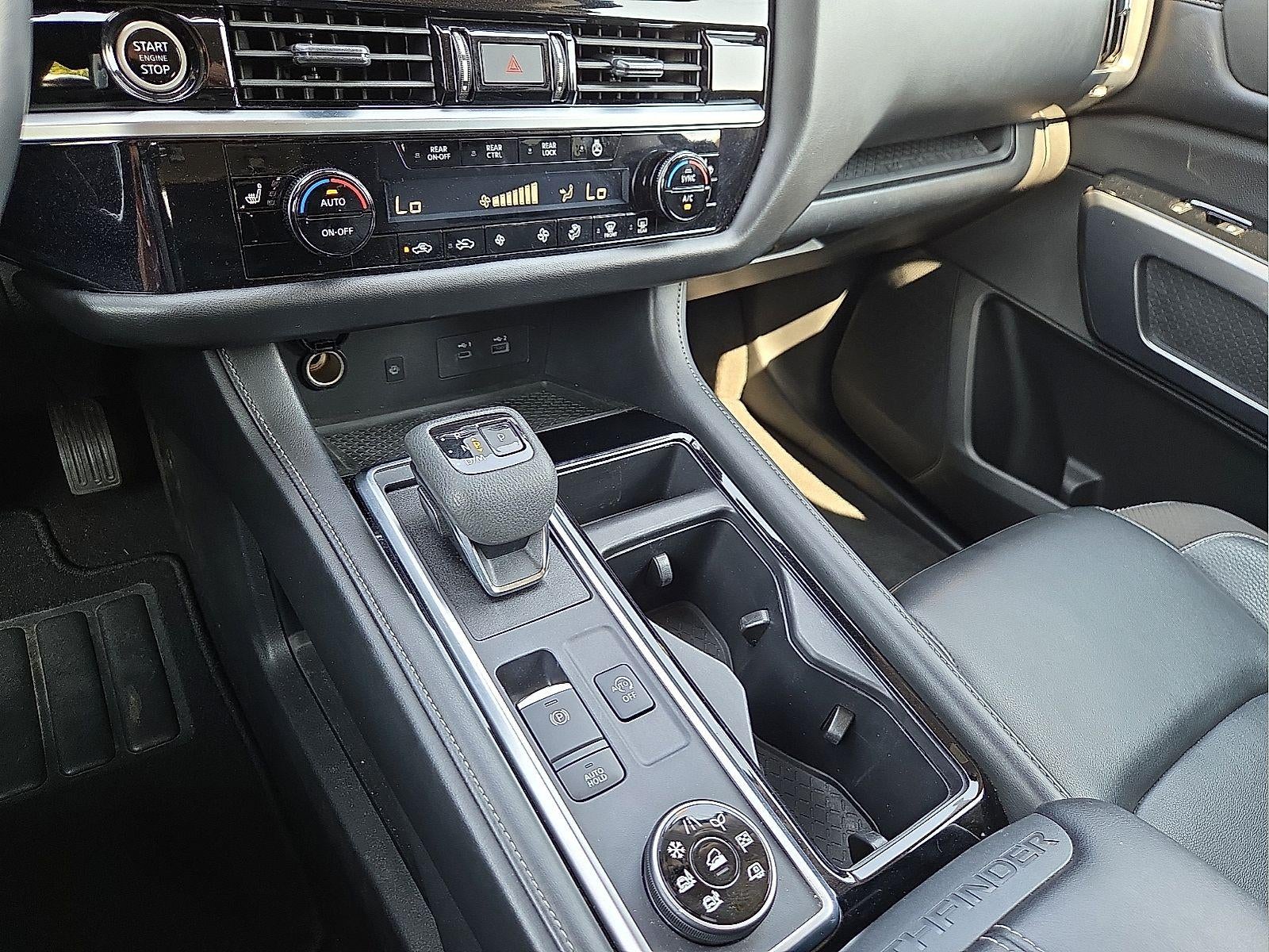 2024 Nissan Pathfinder SL 4WD