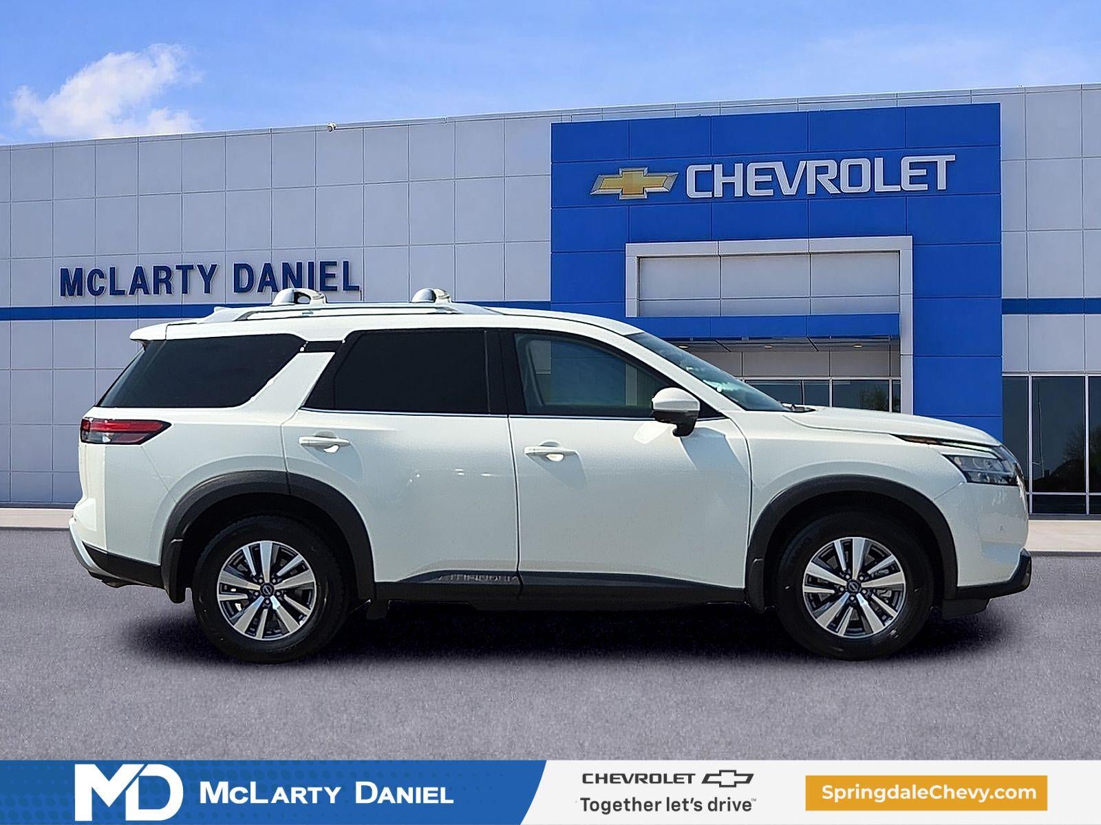2024 Nissan Pathfinder SL 4WD