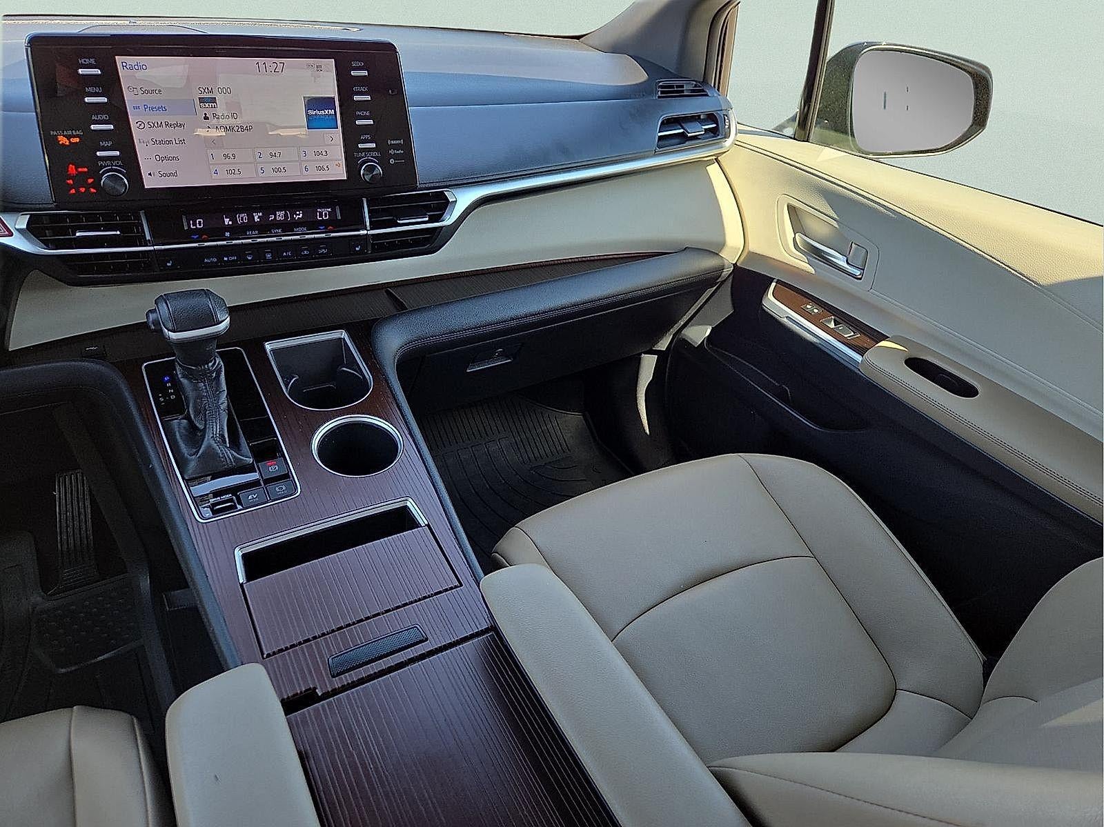 2021 Toyota Sienna XLE