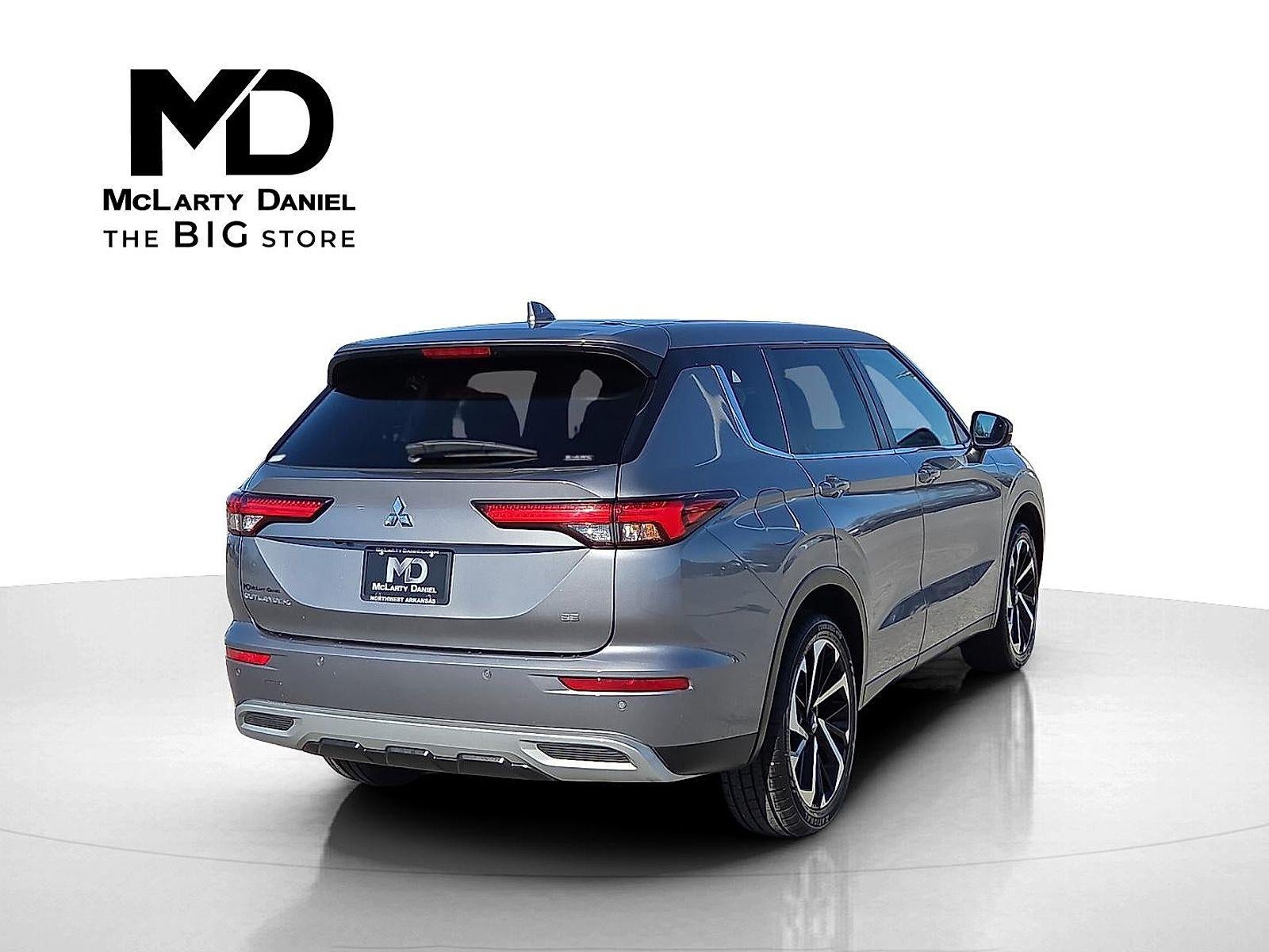 2024 Mitsubishi Outlander SE