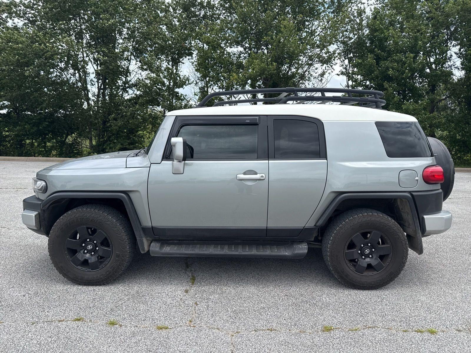 2010 Toyota FJ Cruiser SR