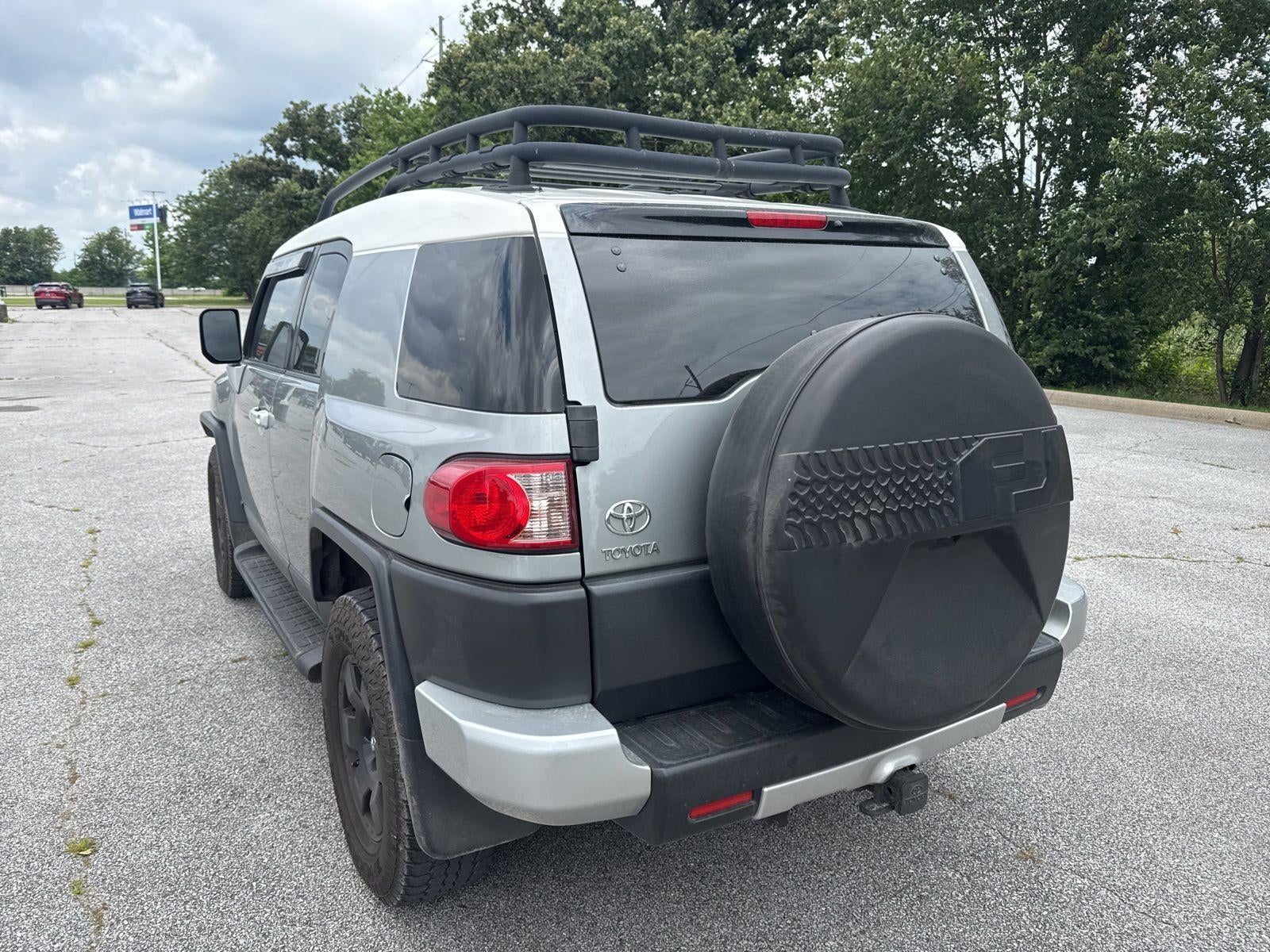 2010 Toyota FJ Cruiser SR