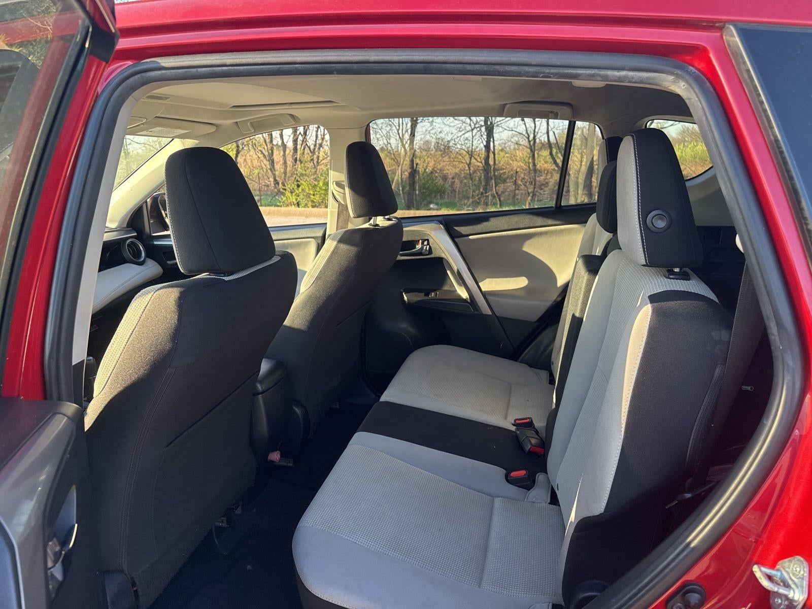 2017 Toyota RAV4 XLE