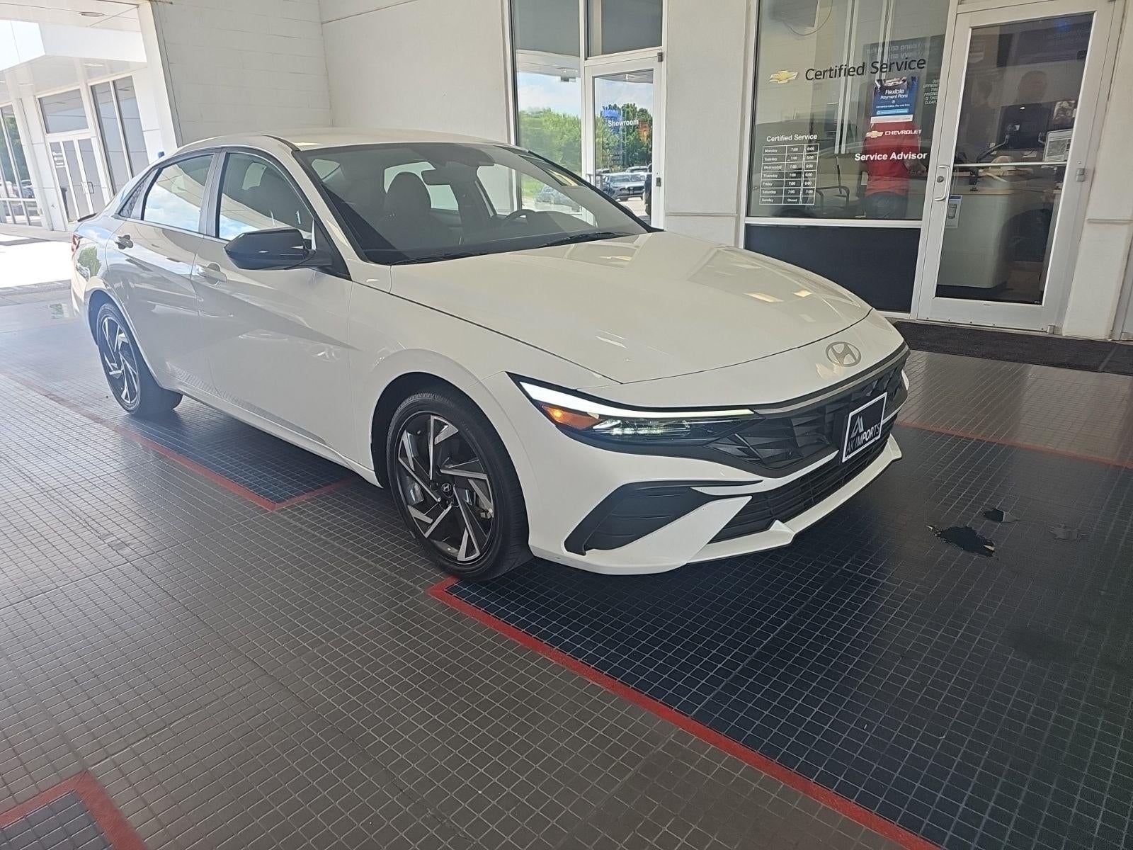 2025 Hyundai Elantra Hybrid SEL Sport