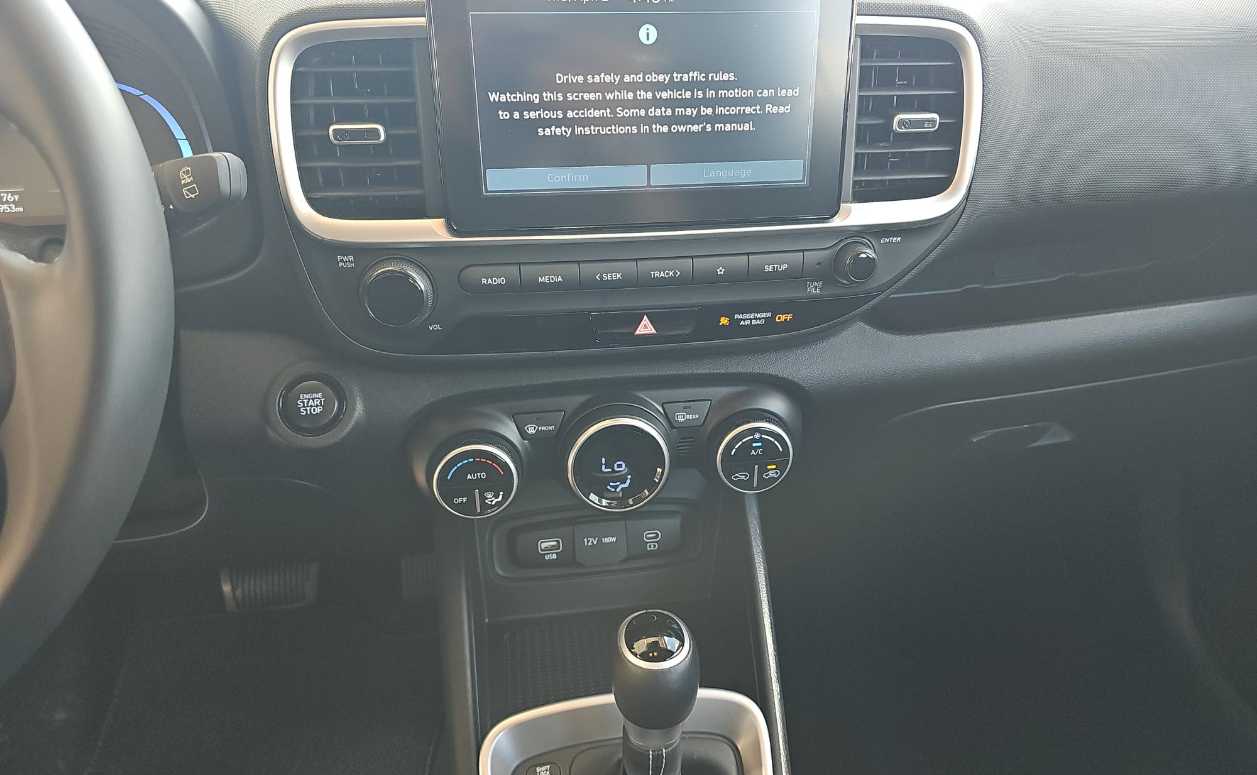 2024 Hyundai Venue SEL