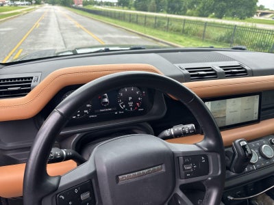 2023 Land Rover Defender 110 X-Dynamic SE