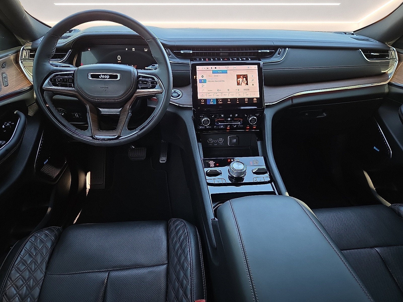 2023 Jeep Grand Cherokee Summit