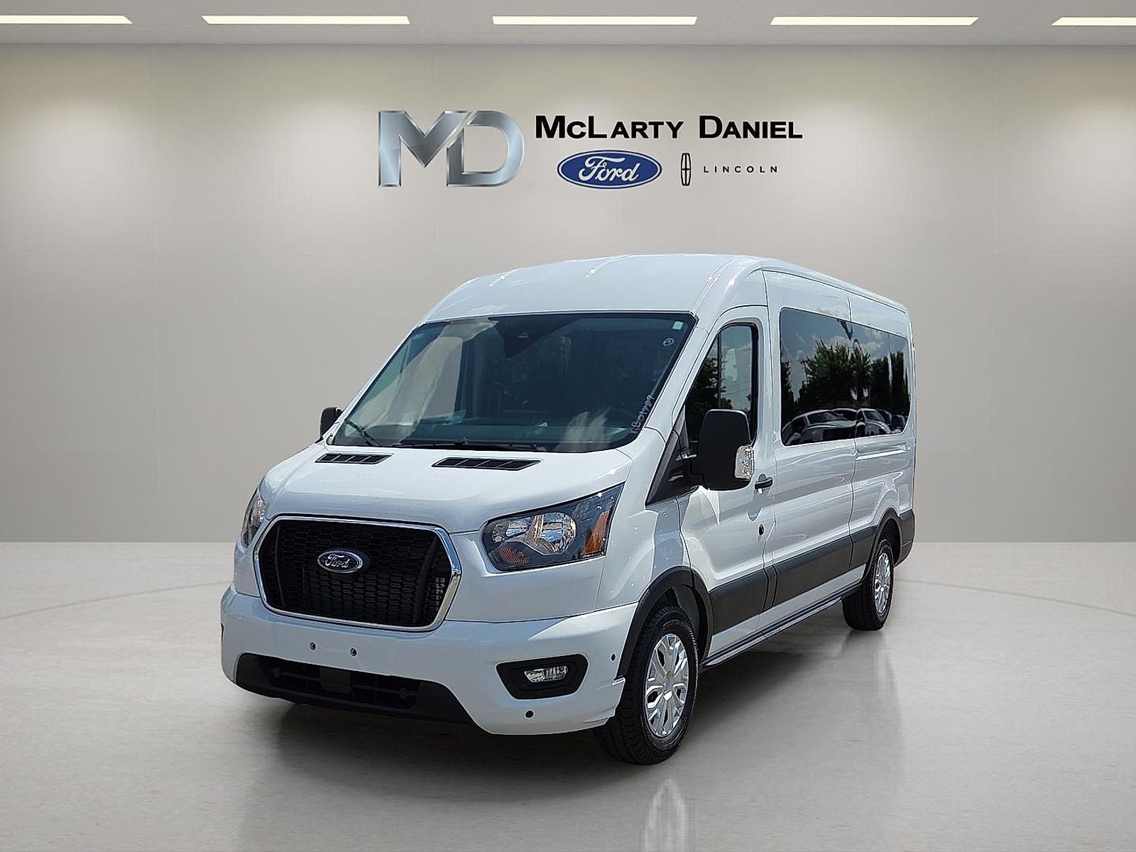 2025 Ford Transit-350 XLT