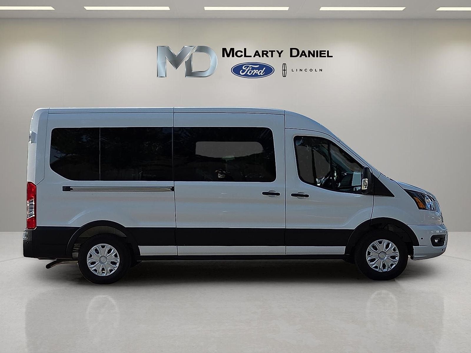 2025 Ford Transit-350 XLT