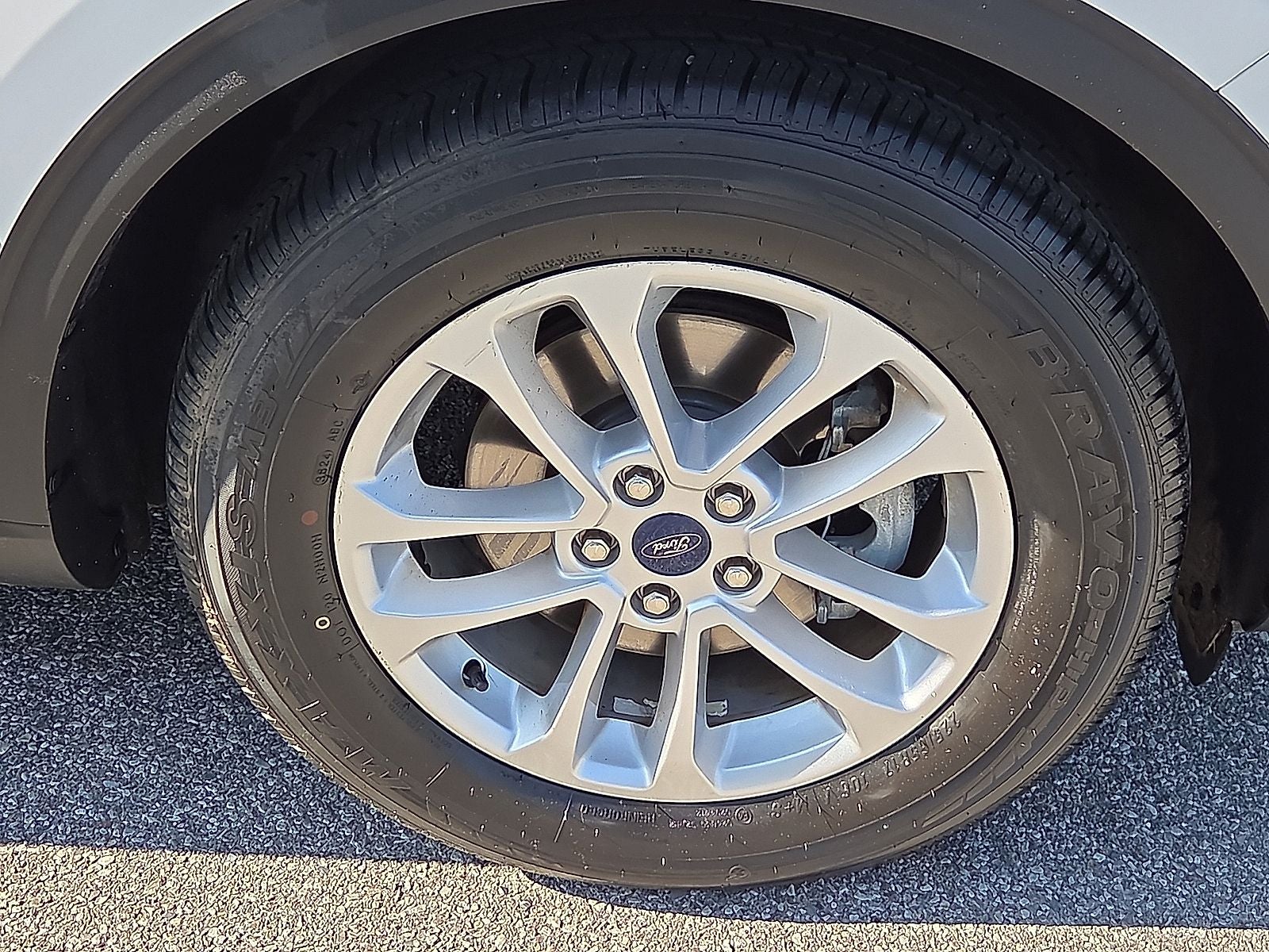 2020 Ford Escape SE