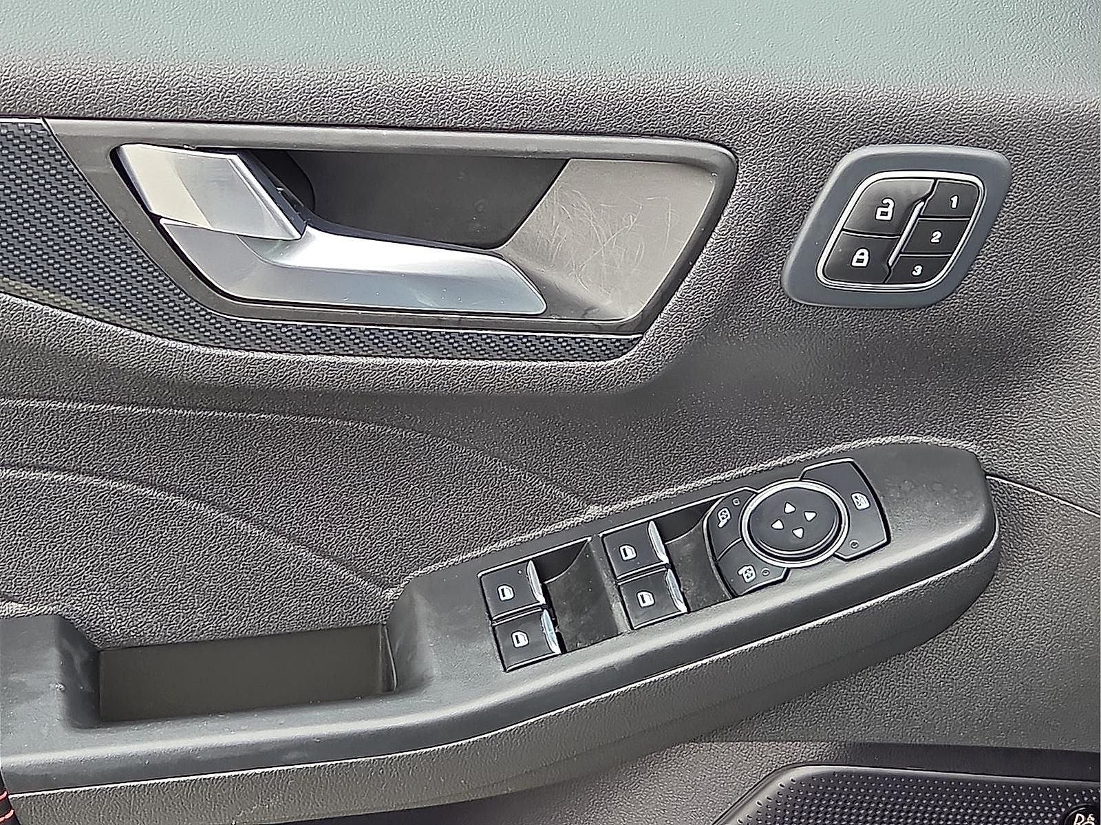2023 Ford Escape ST-Line Select