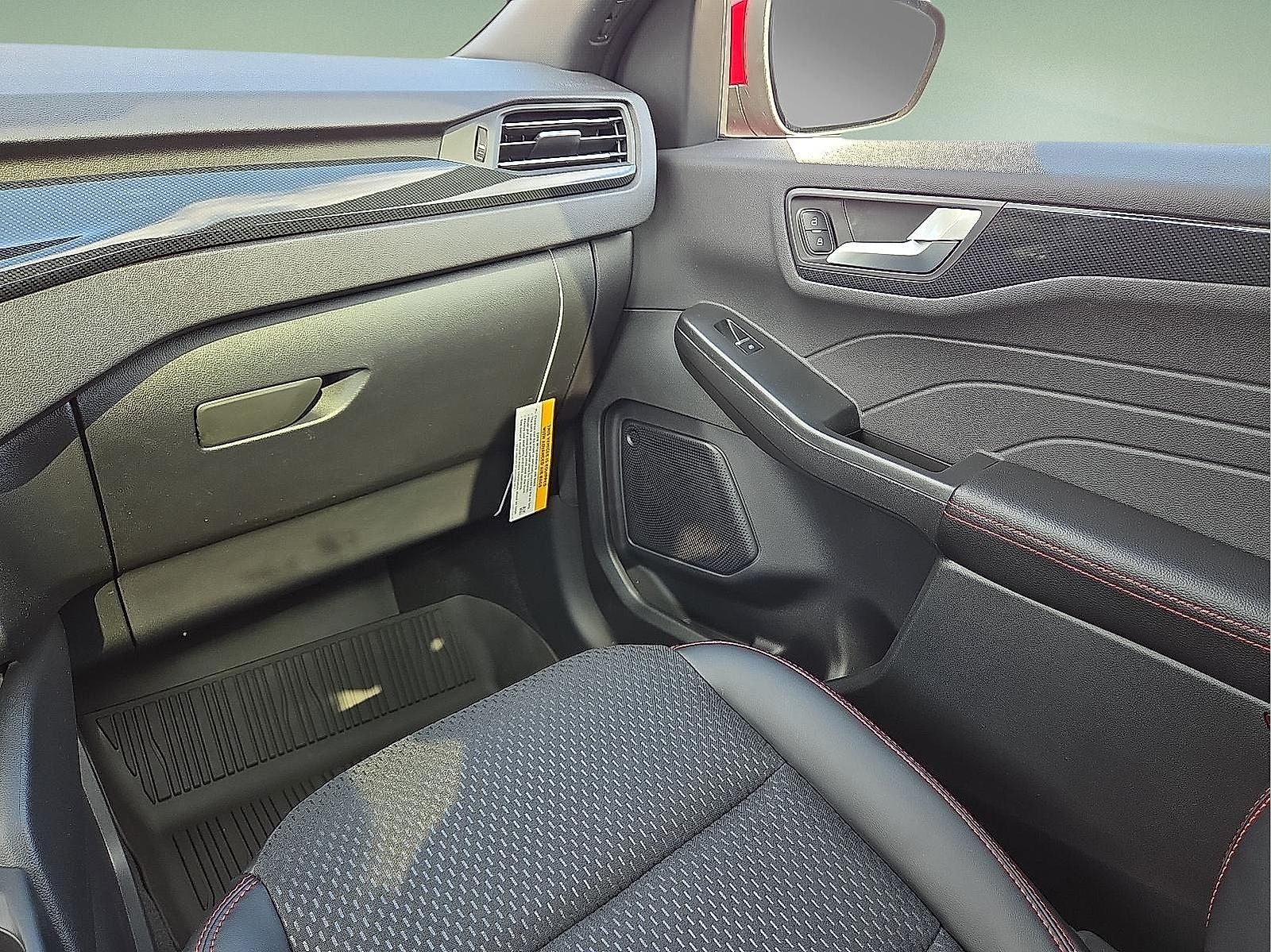 2026 Ford Escape Hybrid ST-Line Select