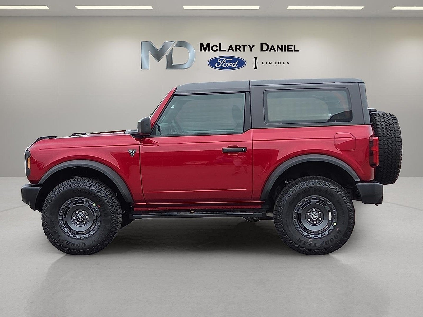 2025 Ford Bronco Base