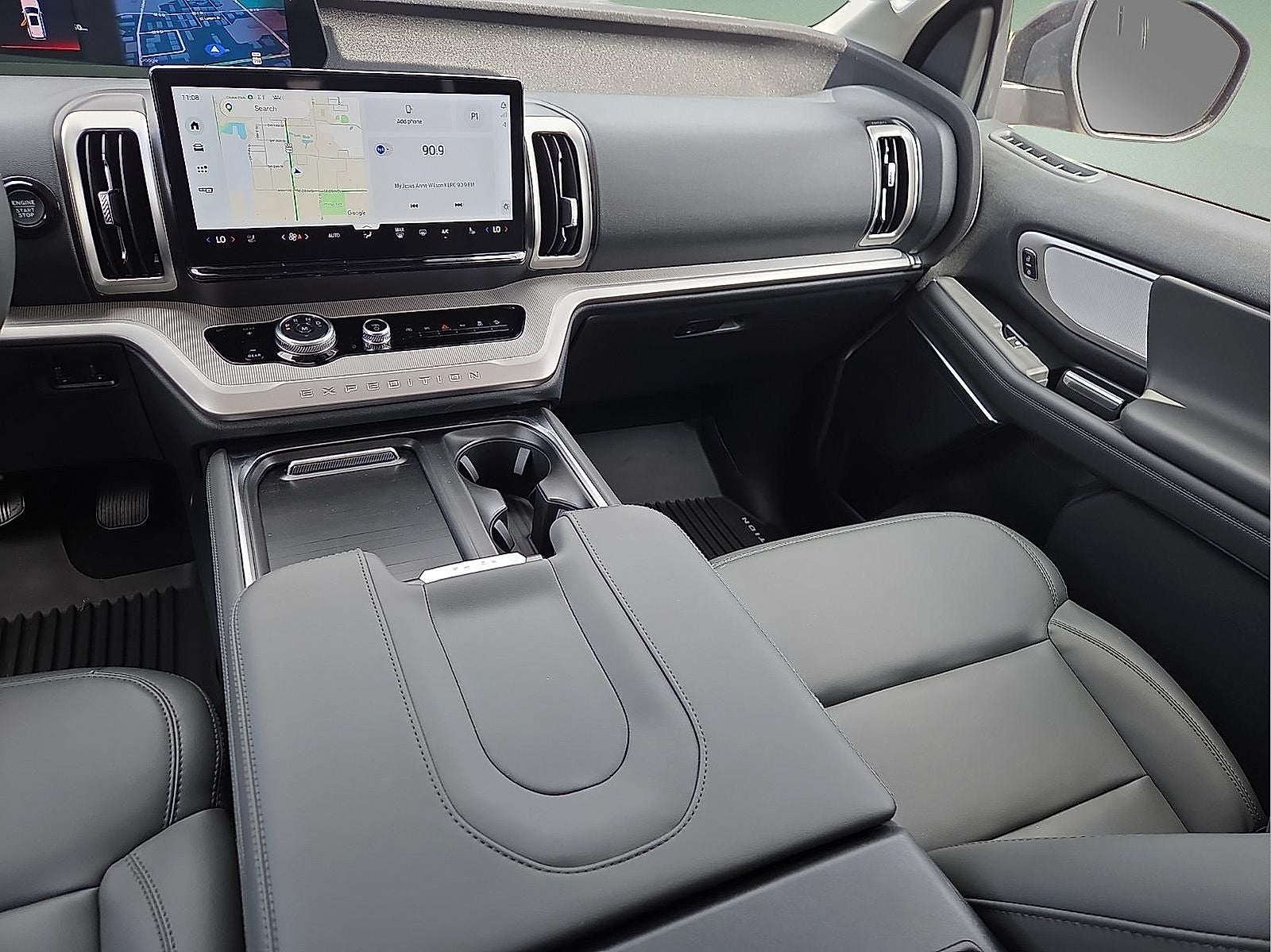 2027 Ford Expedition Active