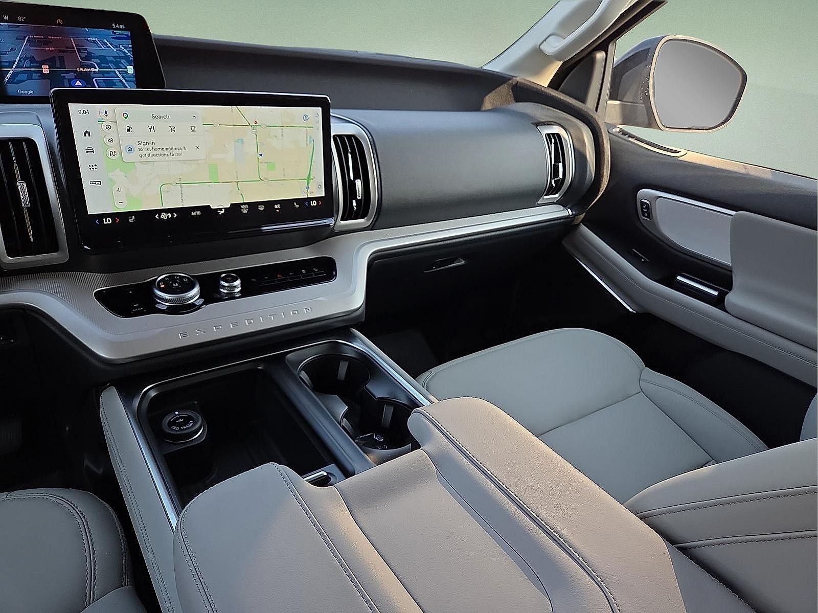 2027 Ford Expedition Active