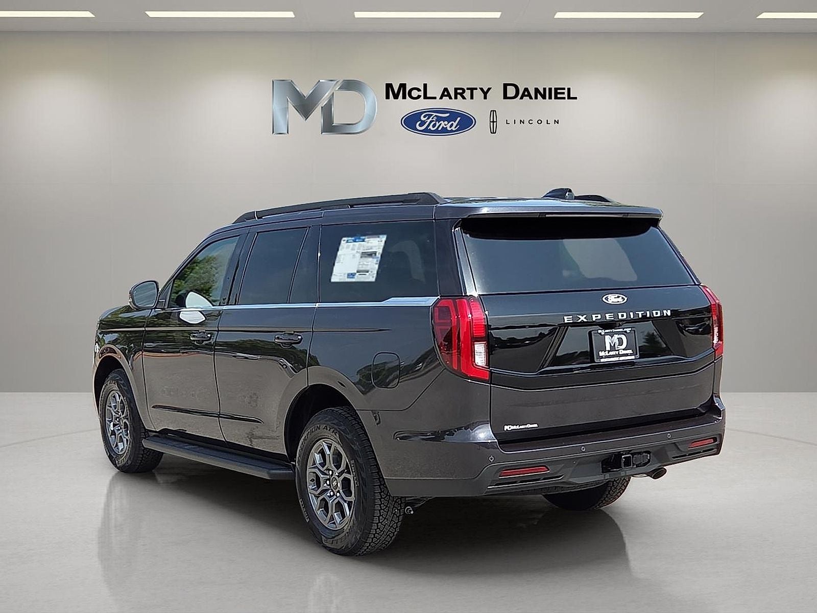 2027 Ford Expedition Active
