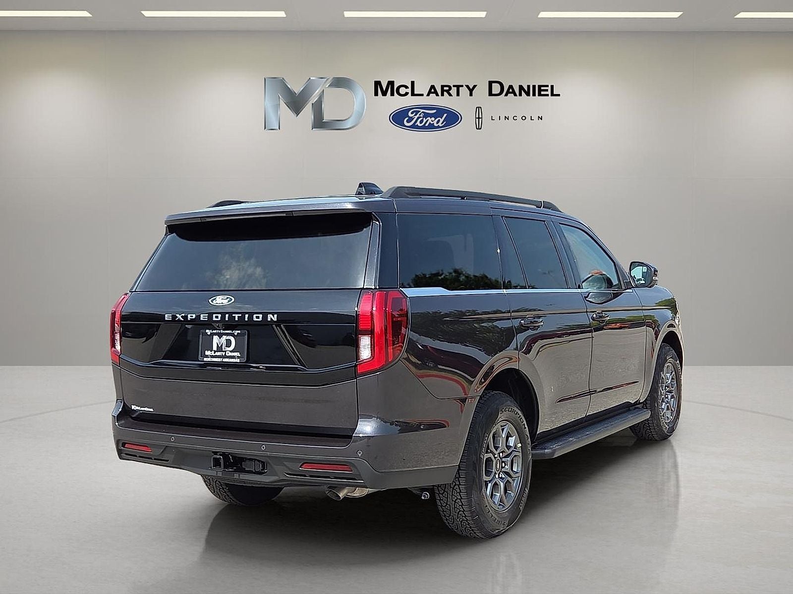 2027 Ford Expedition Active