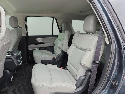 2026 Ford Expedition Active