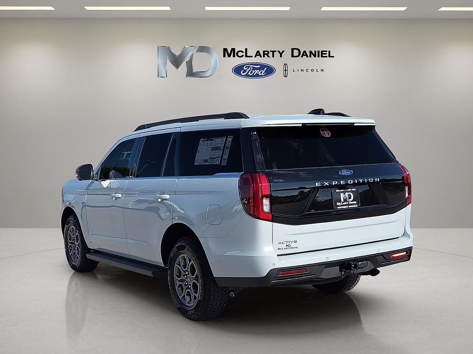 2026 Ford Expedition Active