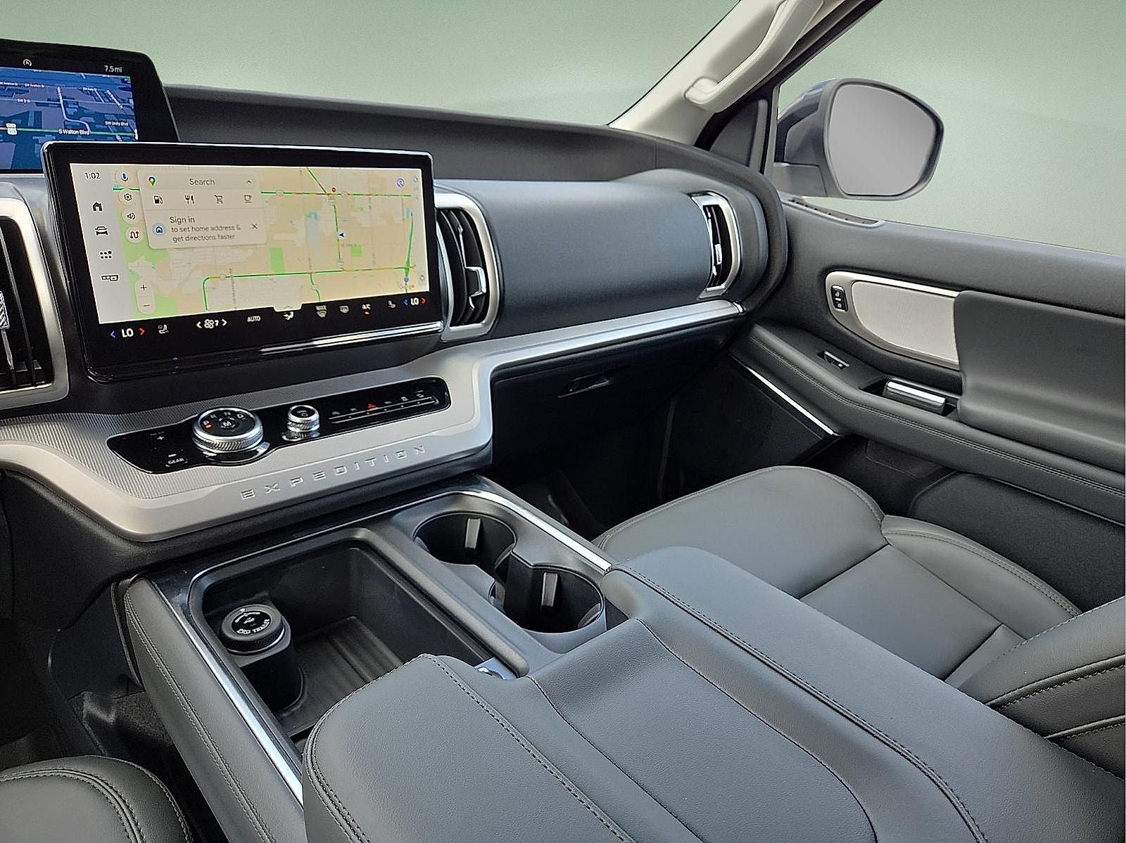 2027 Ford Expedition Active