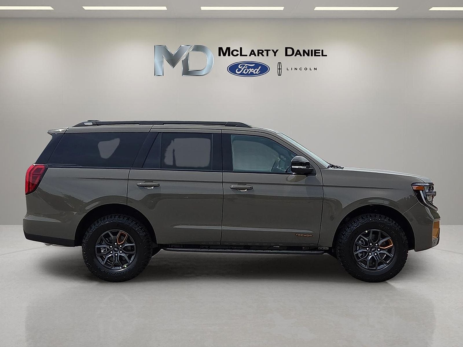 2027 Ford Expedition Tremor