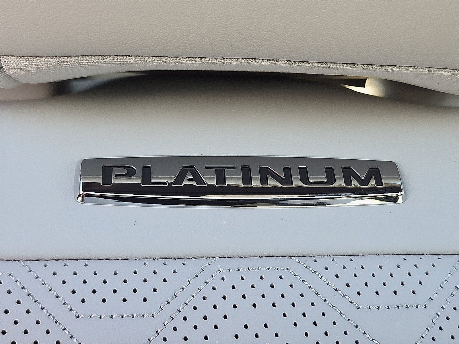 2027 Ford Explorer Platinum