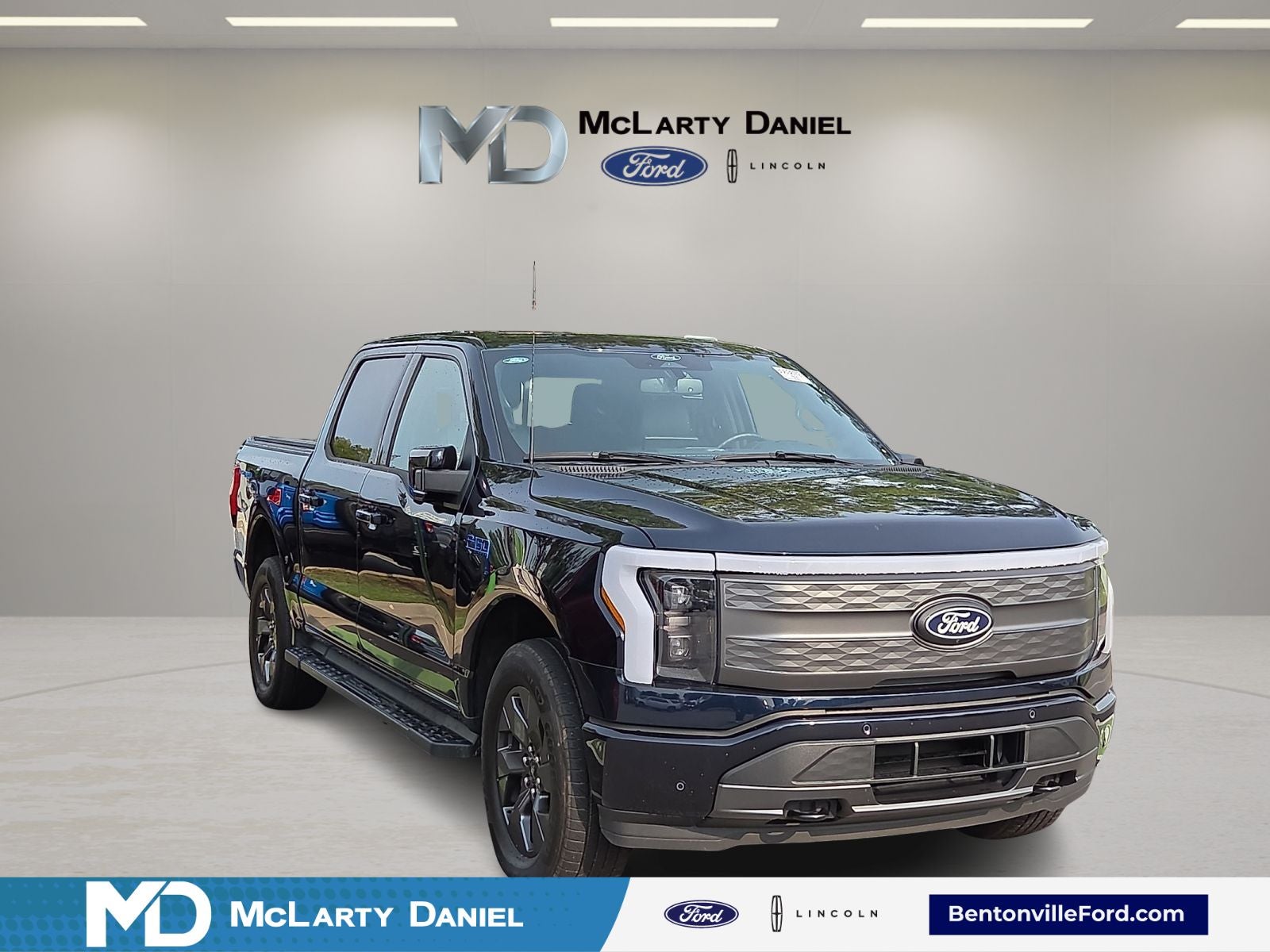 2025 Ford F-150 Lightning Lariat