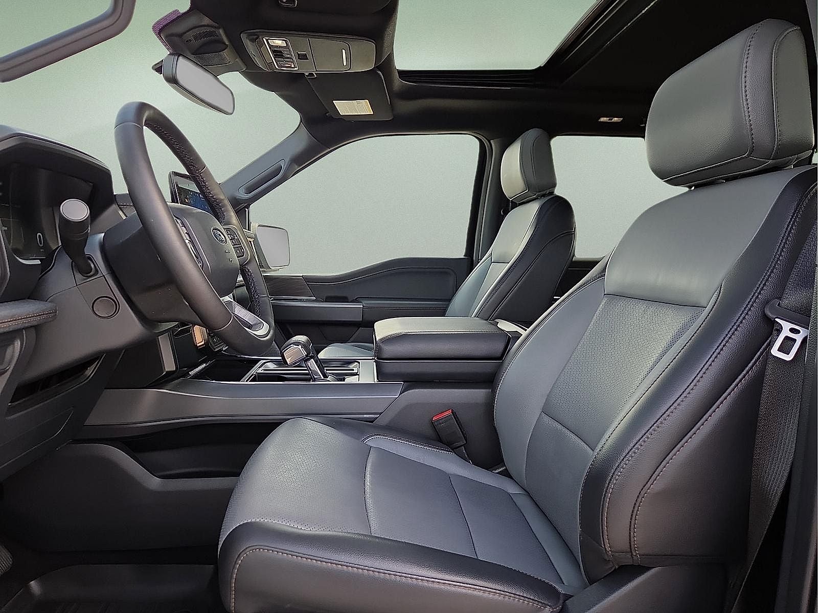 2025 Ford F-150 Lightning Lariat