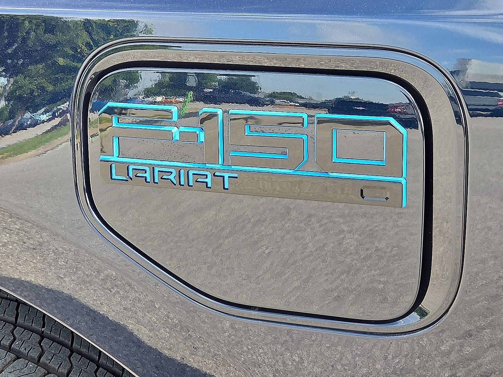 2025 Ford F-150 Lightning Lariat