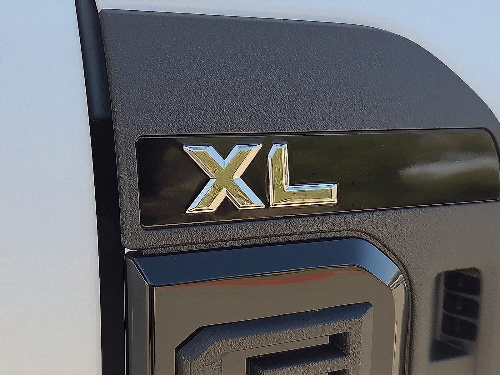 2027 Ford F-250SD XL
