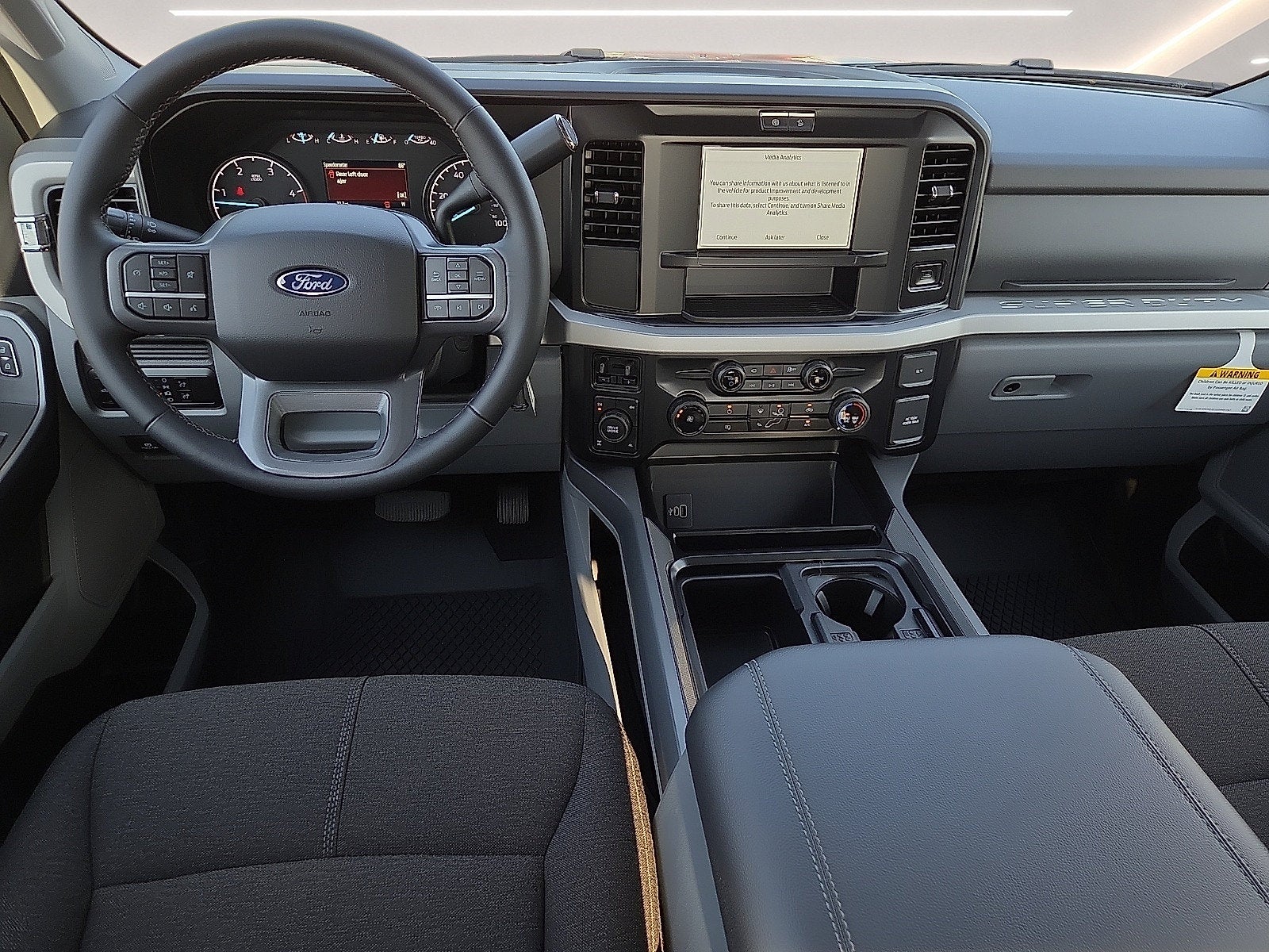 2027 Ford F-250SD XLT