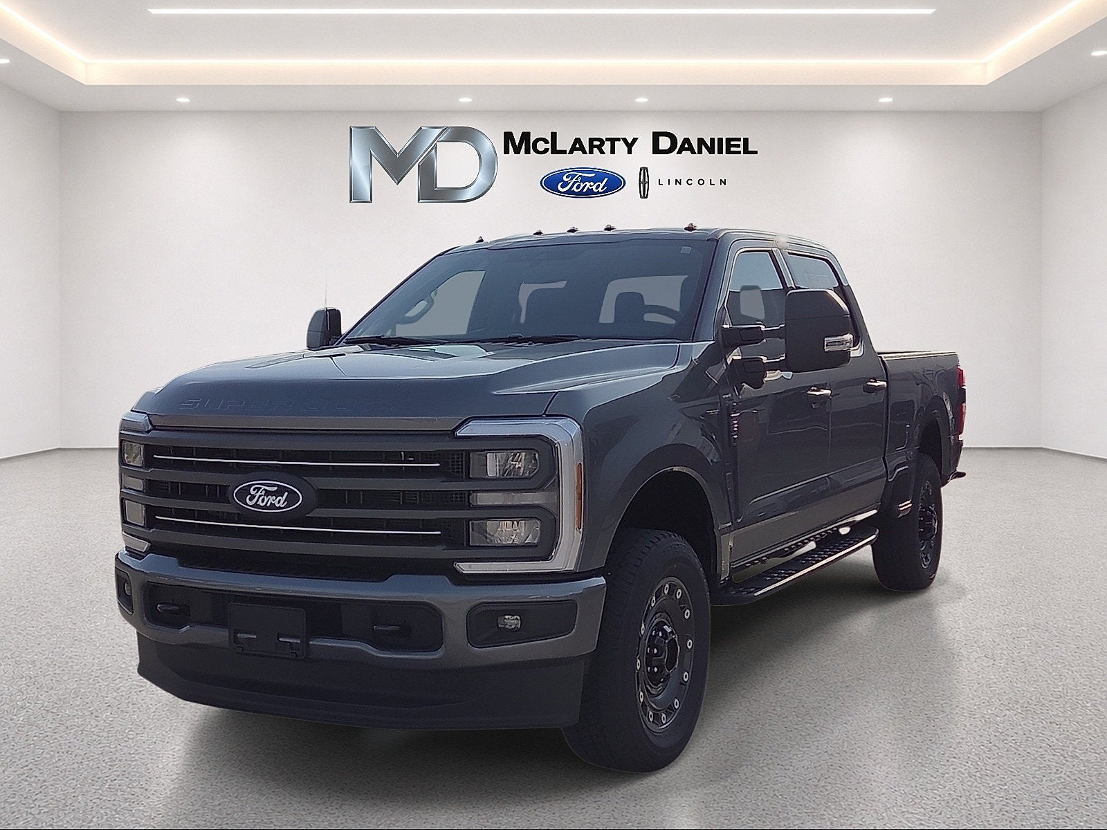 2027 Ford F-250SD XLT