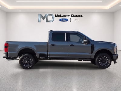 2027 Ford F-250SD XLT