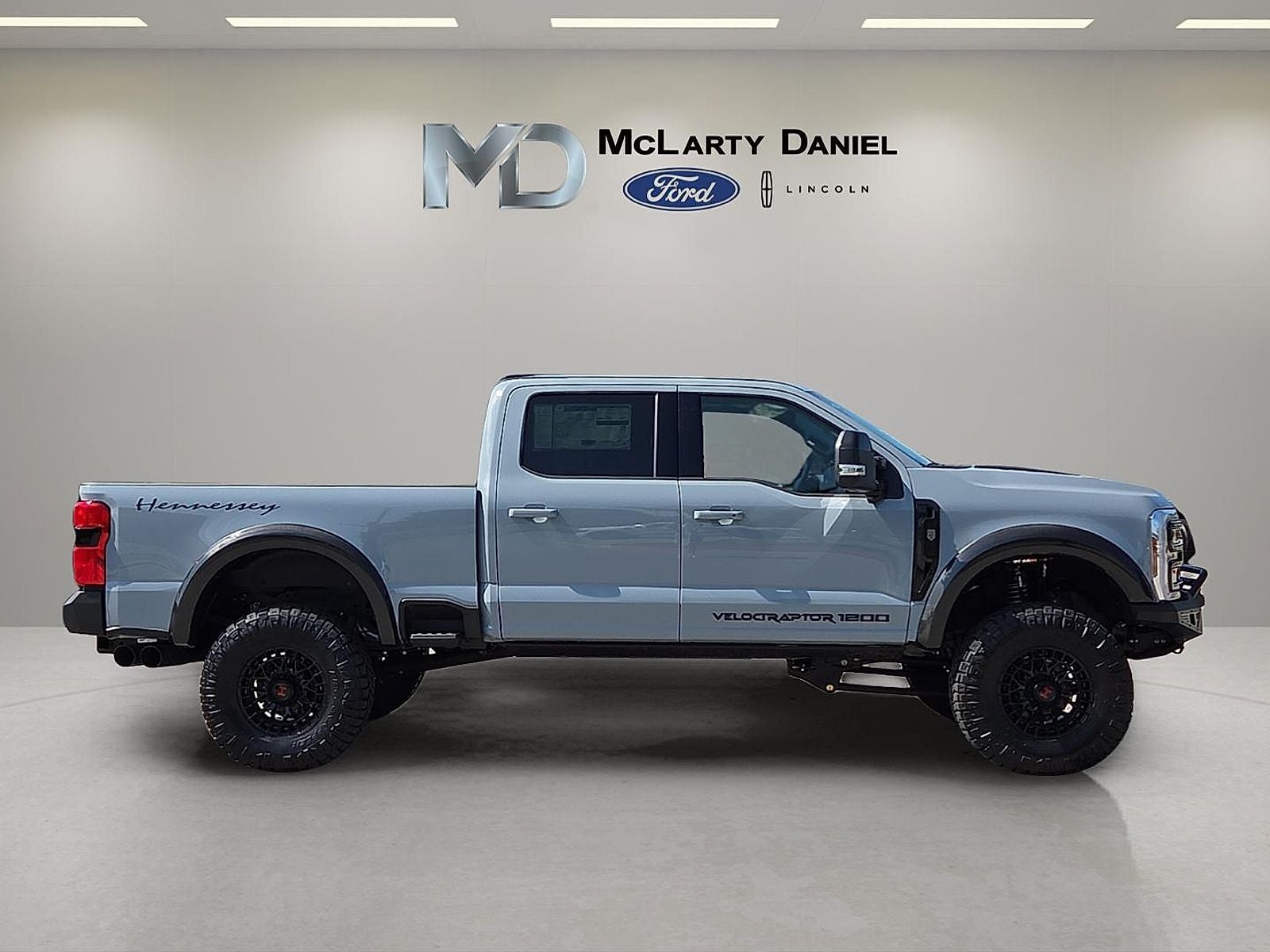2026 Ford F-250SD Hennessey Velociraptor