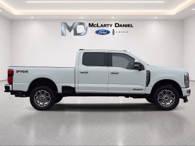 2027 Ford F-250SD Platinum
