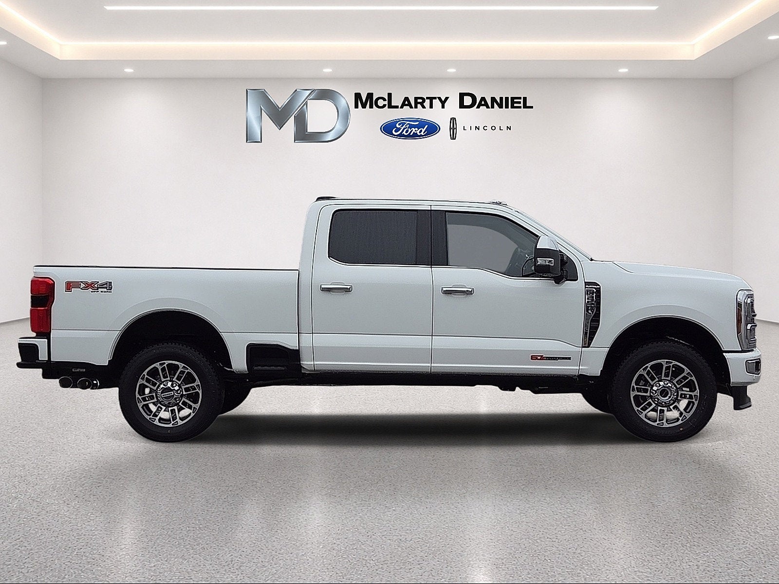 2027 Ford F-250SD Platinum