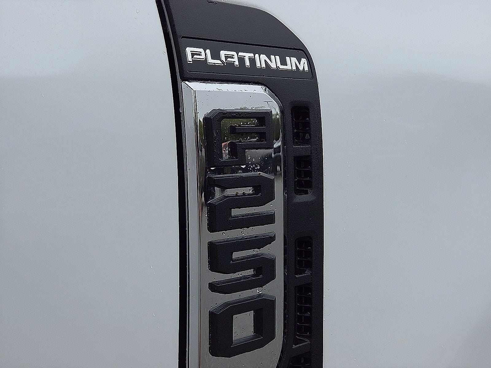 2027 Ford F-250SD Platinum