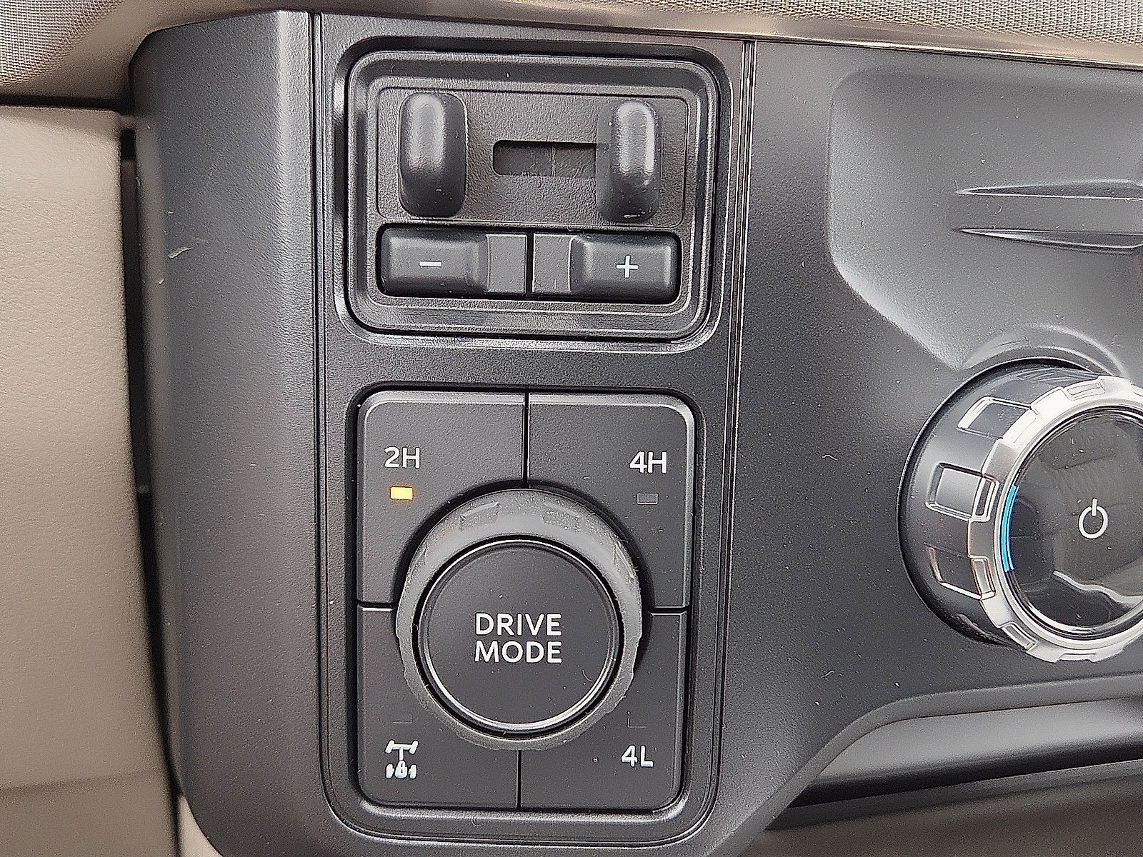 2027 Ford F-250SD Platinum