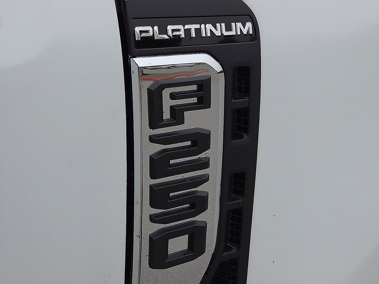 2027 Ford F-250SD Platinum