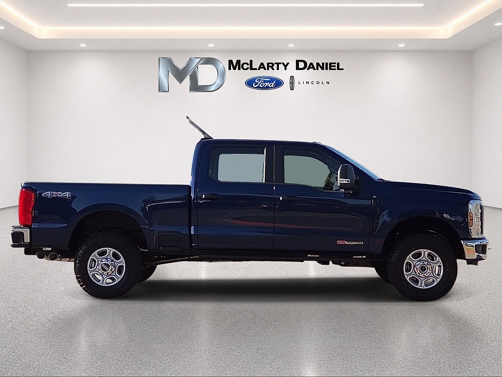 2027 Ford F-250SD XL
