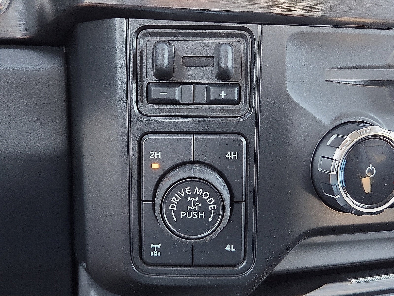 2027 Ford F-250SD Lariat