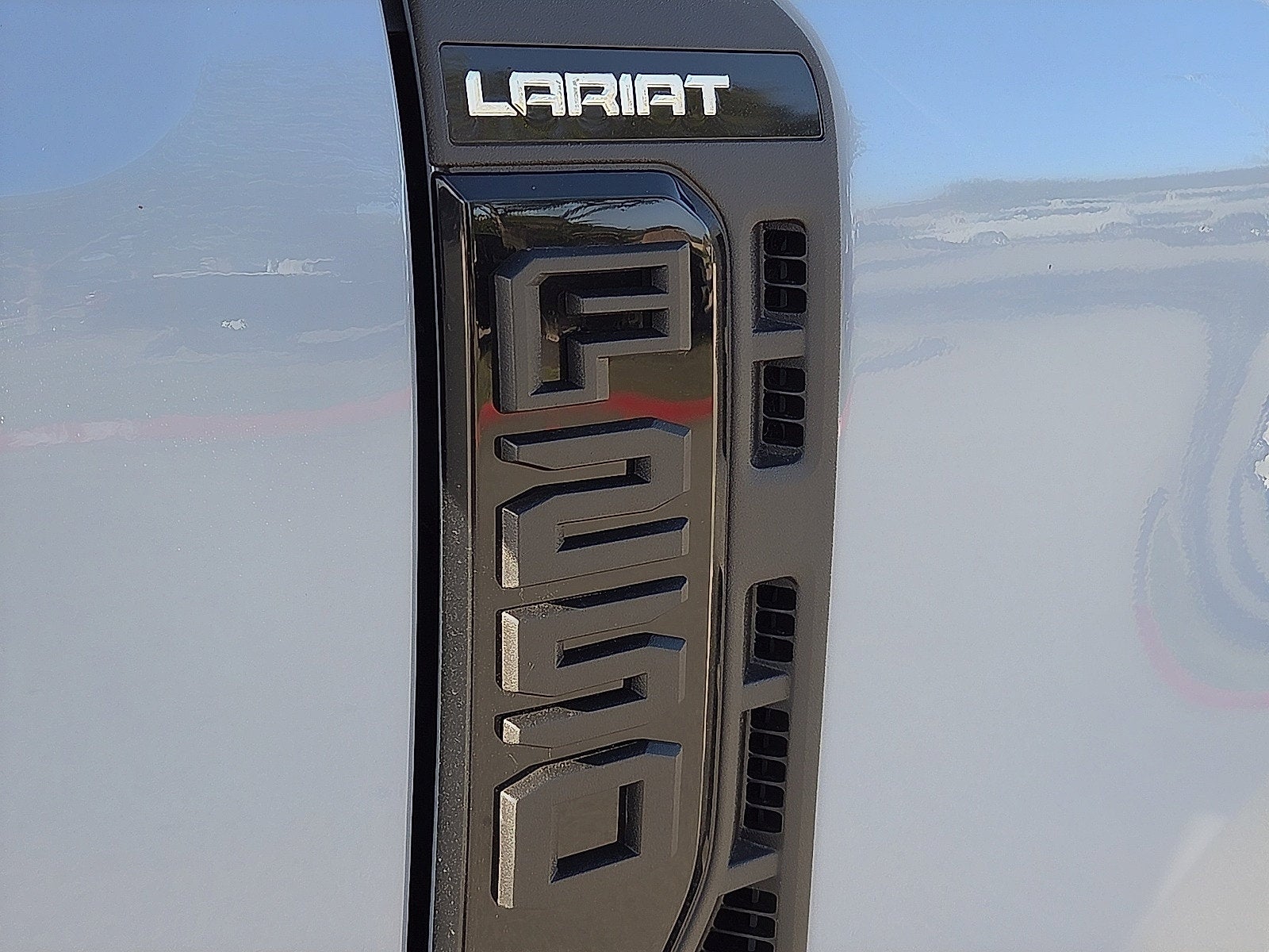 2027 Ford F-250SD Lariat